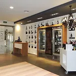 Hotel Augustus 4*