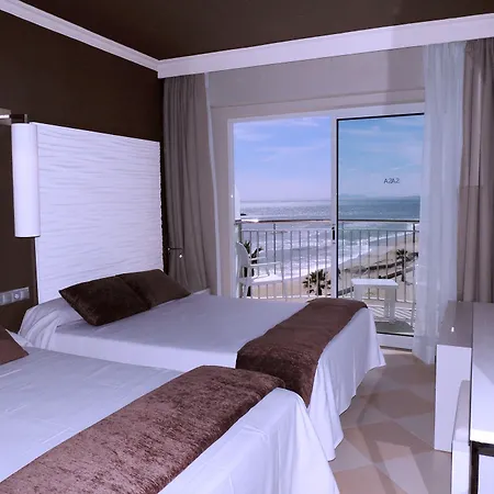 Augustus 4* Cambrils