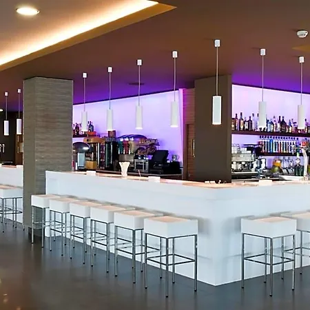 Augustus Hotel