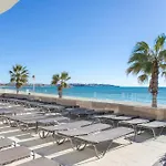 Augustus Hotel 4*
